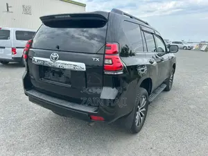 Toyota Land Cruiser Prado 2.8 2019 Black