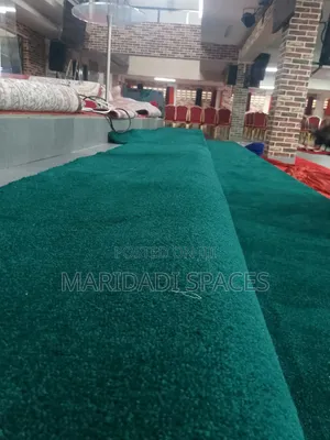 Premium VIP Green Carpet – Luxury, Comfort & Elegance