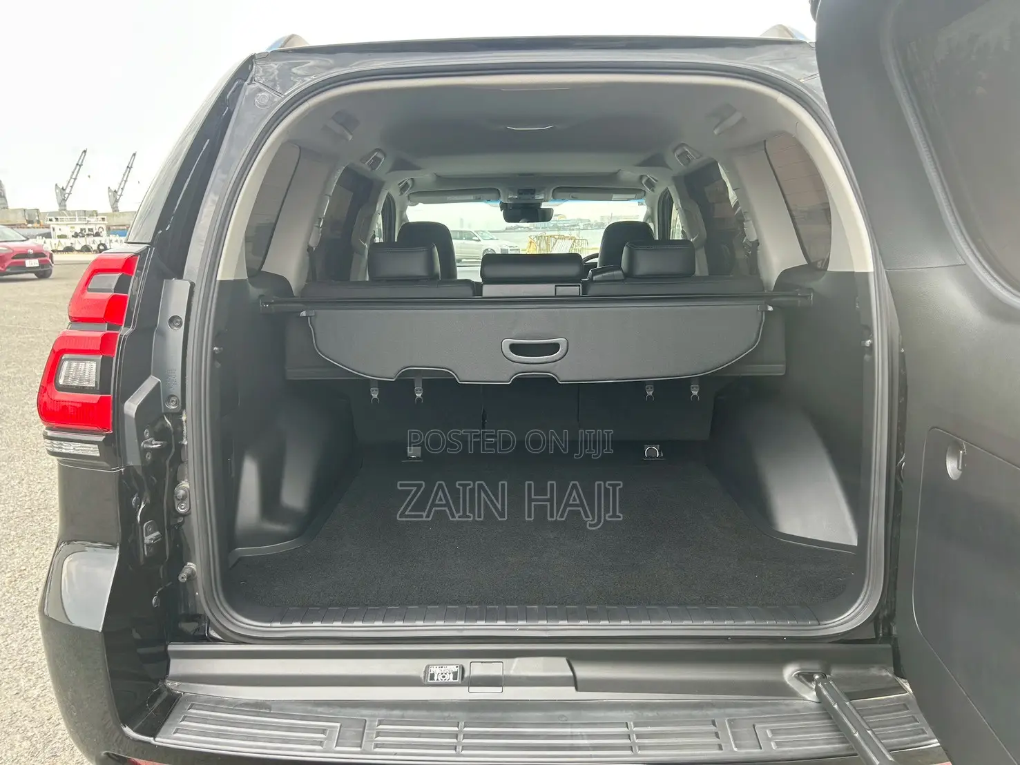 Toyota Land Cruiser Prado 2.8 2019 Black