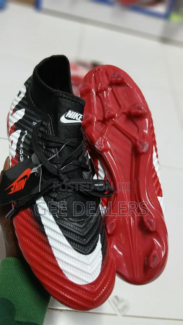 Airzoom Football Boots