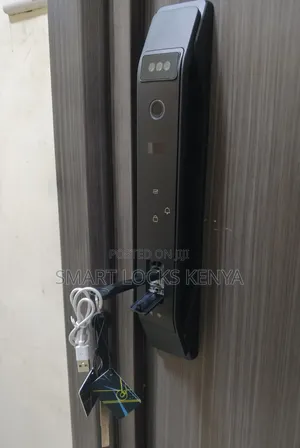 3D Face Recognition Door Lovk With Remote Unlocking