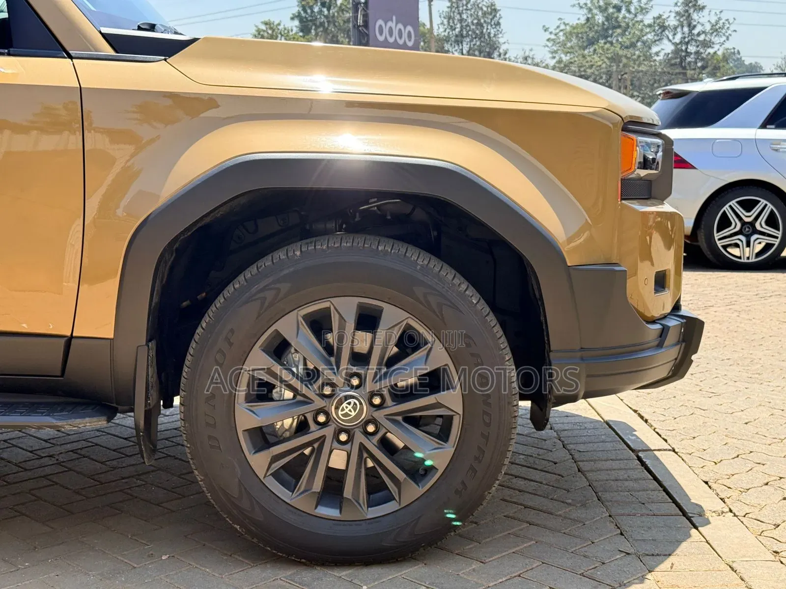 Toyota Land Cruiser 2024 Gold