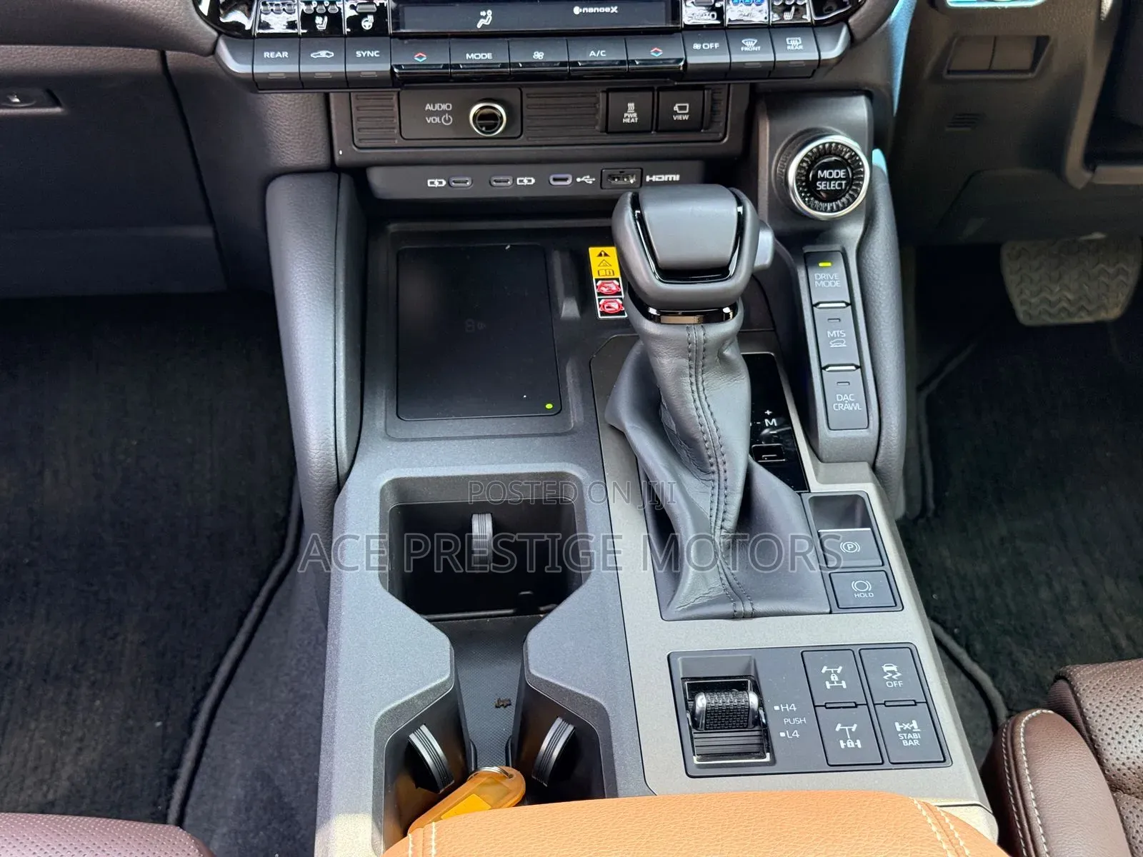 Toyota Land Cruiser 2024 Gold