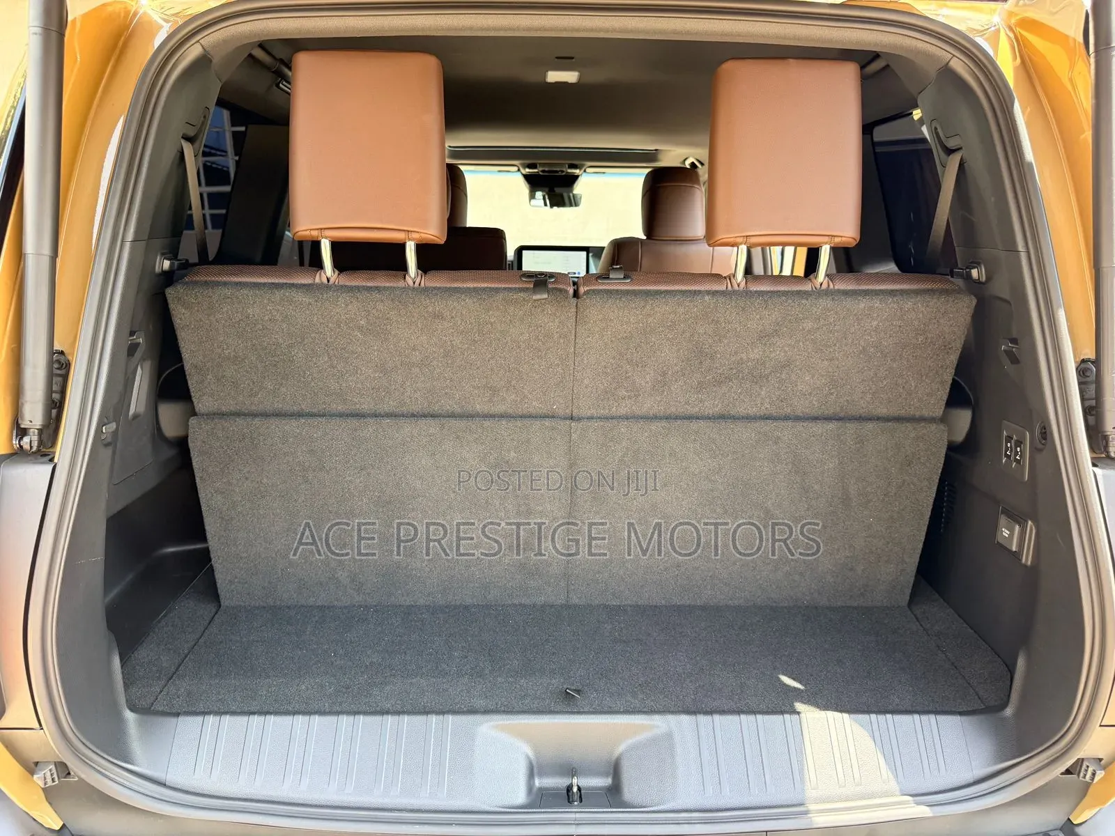 Toyota Land Cruiser 2024 Gold