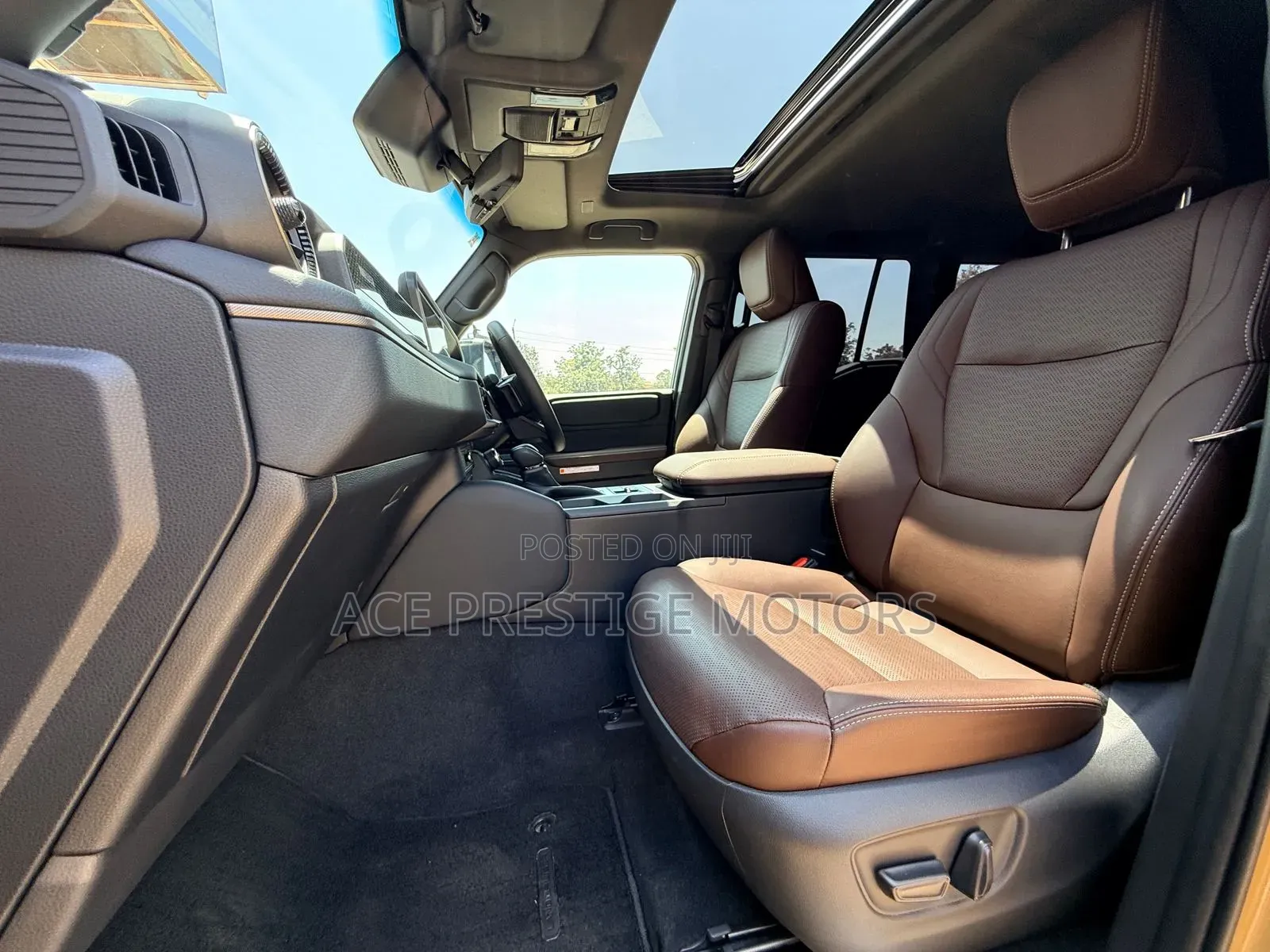 Toyota Land Cruiser 2024 Gold