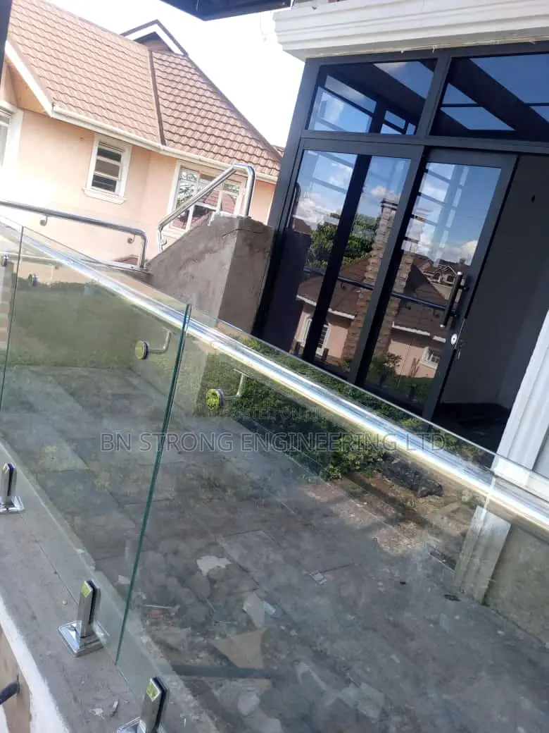 Glass Railings & Balustrades