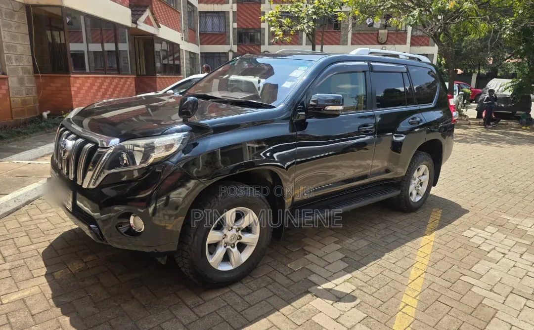 Toyota Land Cruiser Prado 2015 Black