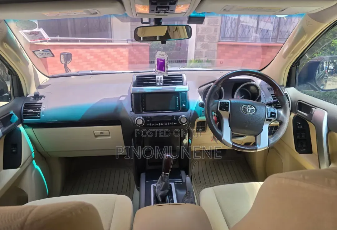 Toyota Land Cruiser Prado 2015 Black