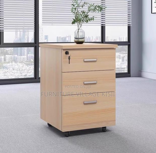 Office Cabinet; 3-Drawer Pedestral Storage Cabinet.