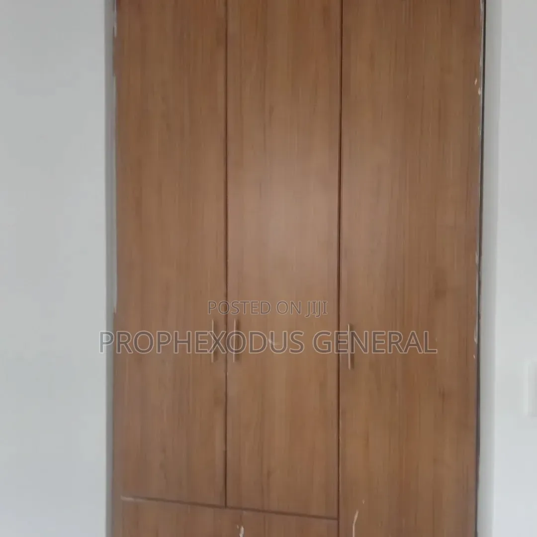 3bdrm Bungalow in Oloolua for sale