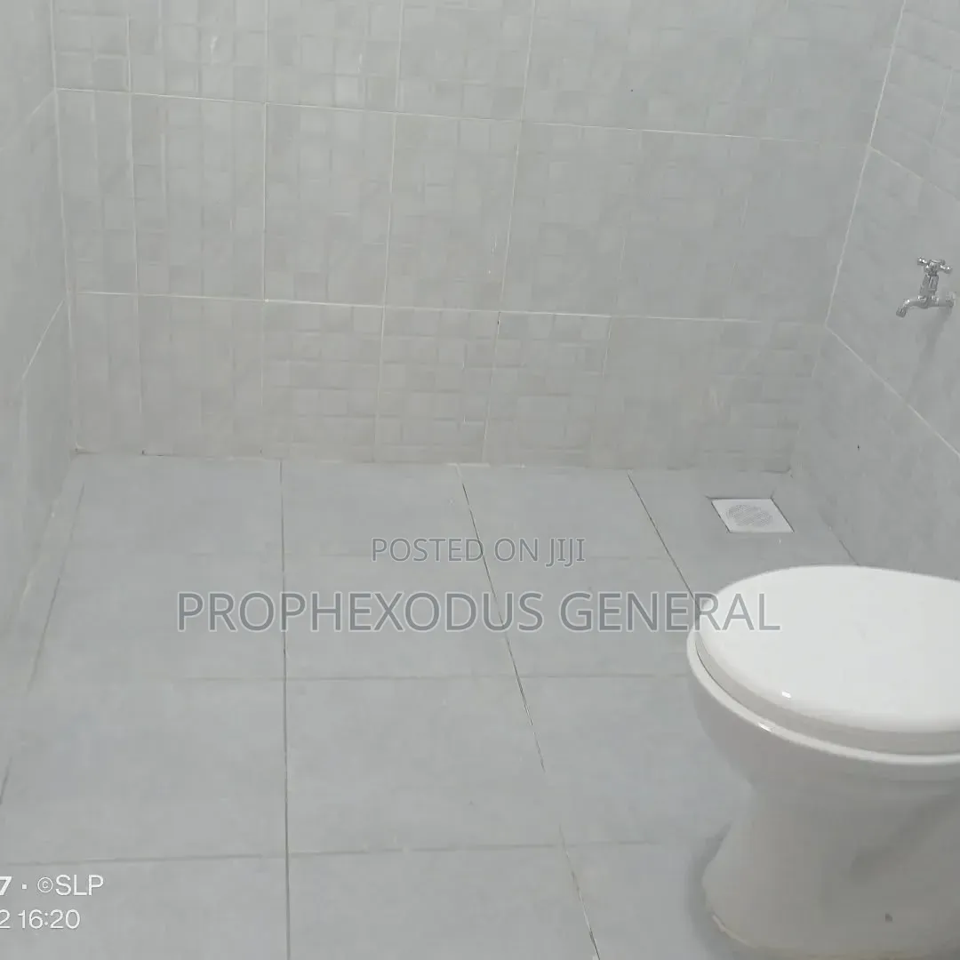 3bdrm Bungalow in Oloolua for sale