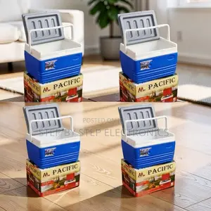 Picnic Ready Lightweight 4.5L Handheld Portable Cooler Box Ice Box