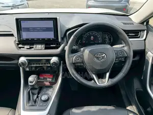 Toyota RAV4 2019 White