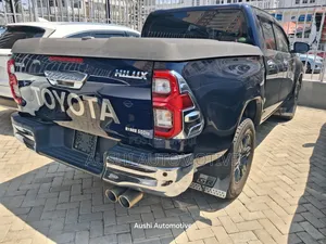 Toyota Hilux 2020 Blue