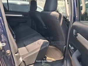 Toyota Hilux 2020 Blue