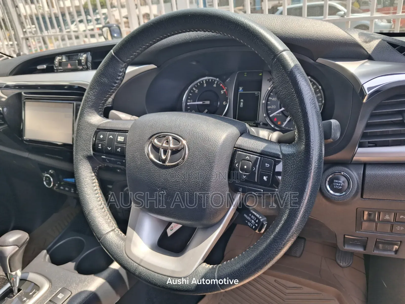 Toyota Hilux 2020 Blue