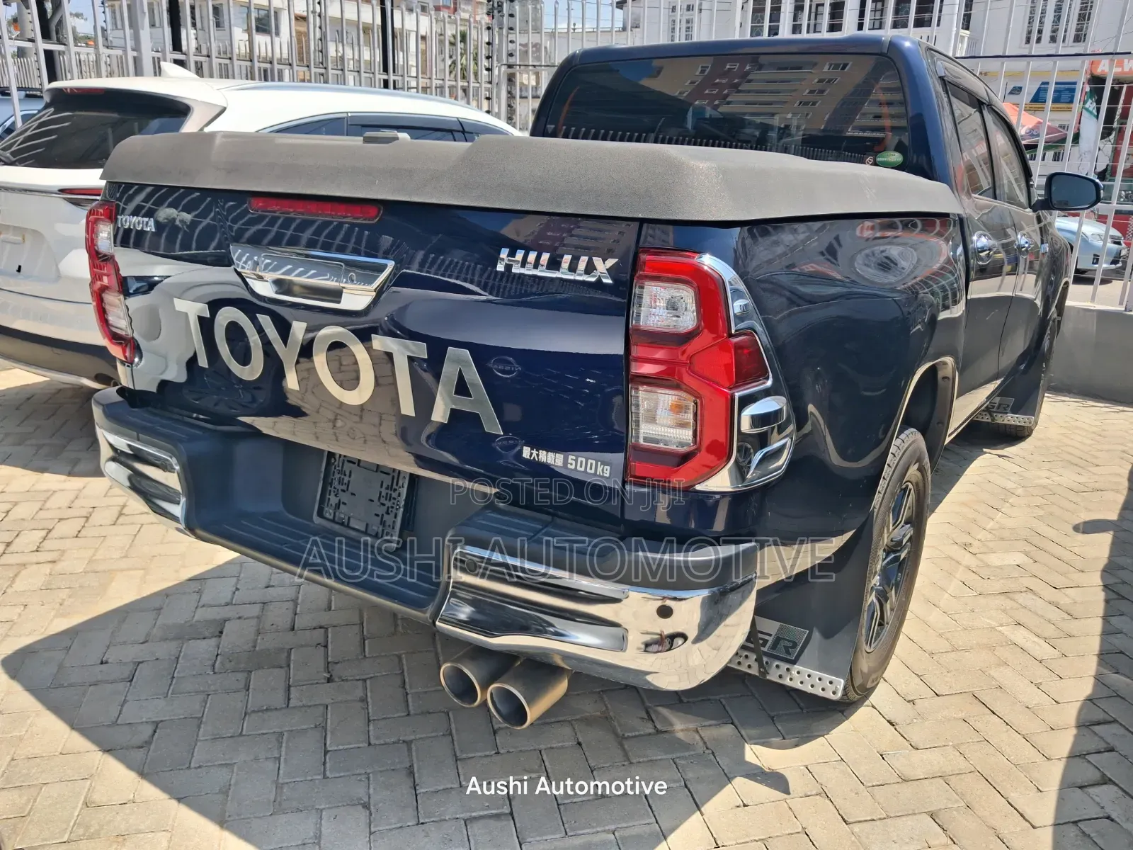 Toyota Hilux 2020 Blue