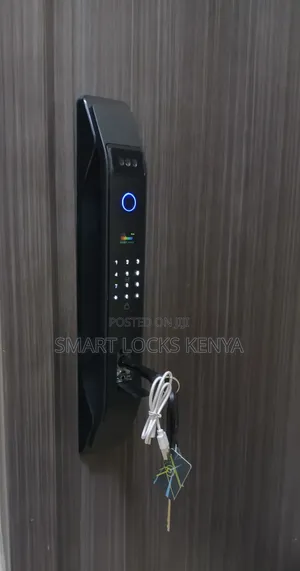 3D Face Recognition Biometrick Lock With Camera Fi Gerprints