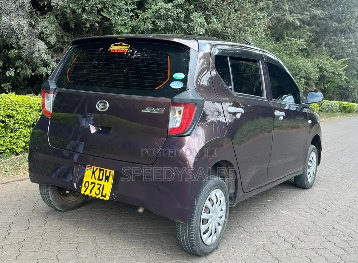 Daihatsu Mira 2018 Maroon