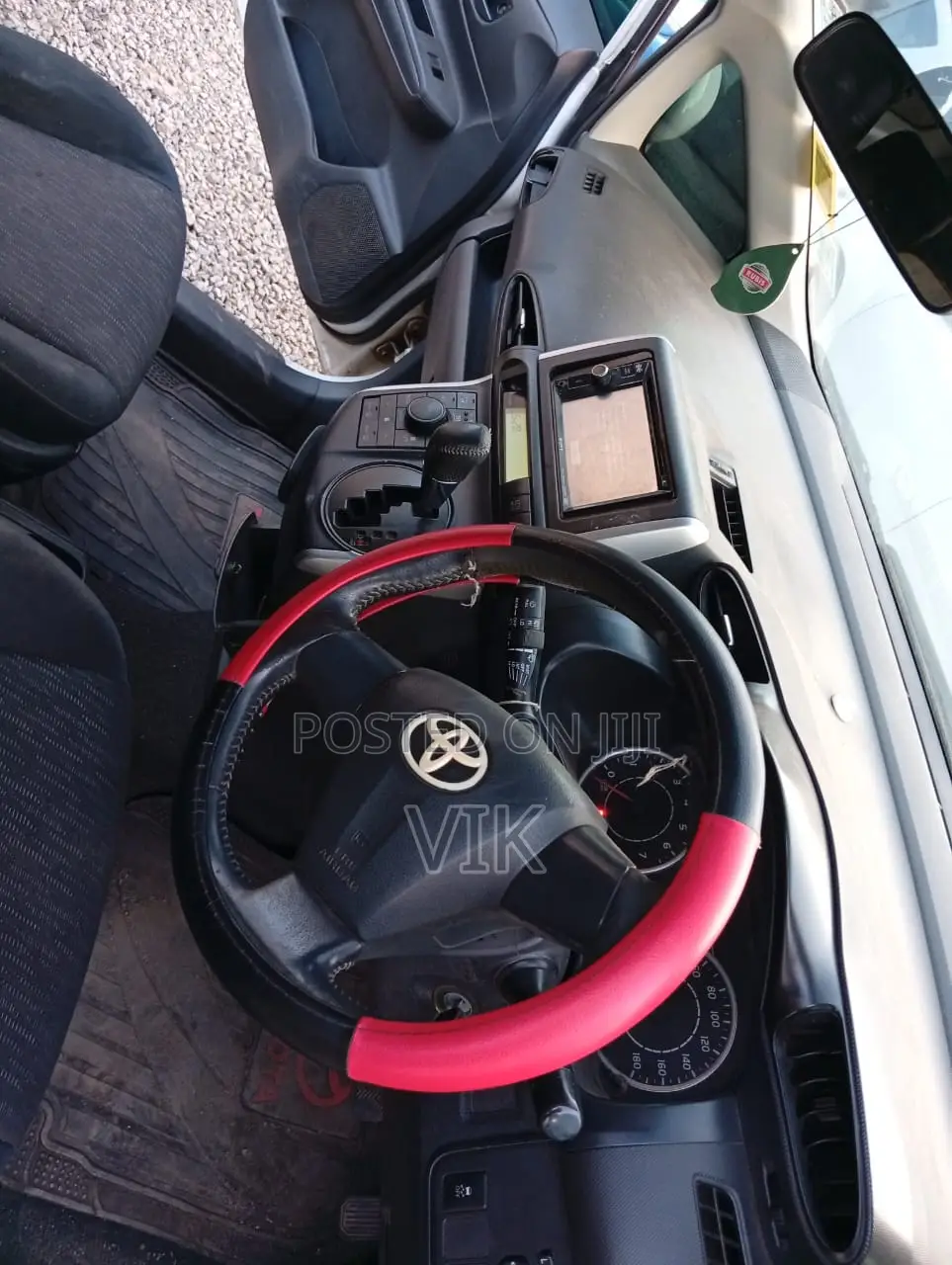 Toyota Wish 2010 Pearl