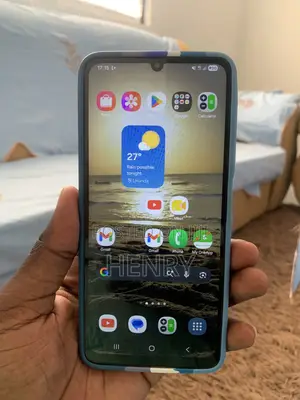 Samsung Galaxy A06 64 GB Gold
