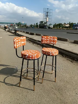 Luxury High Kitchen Counter Stools...