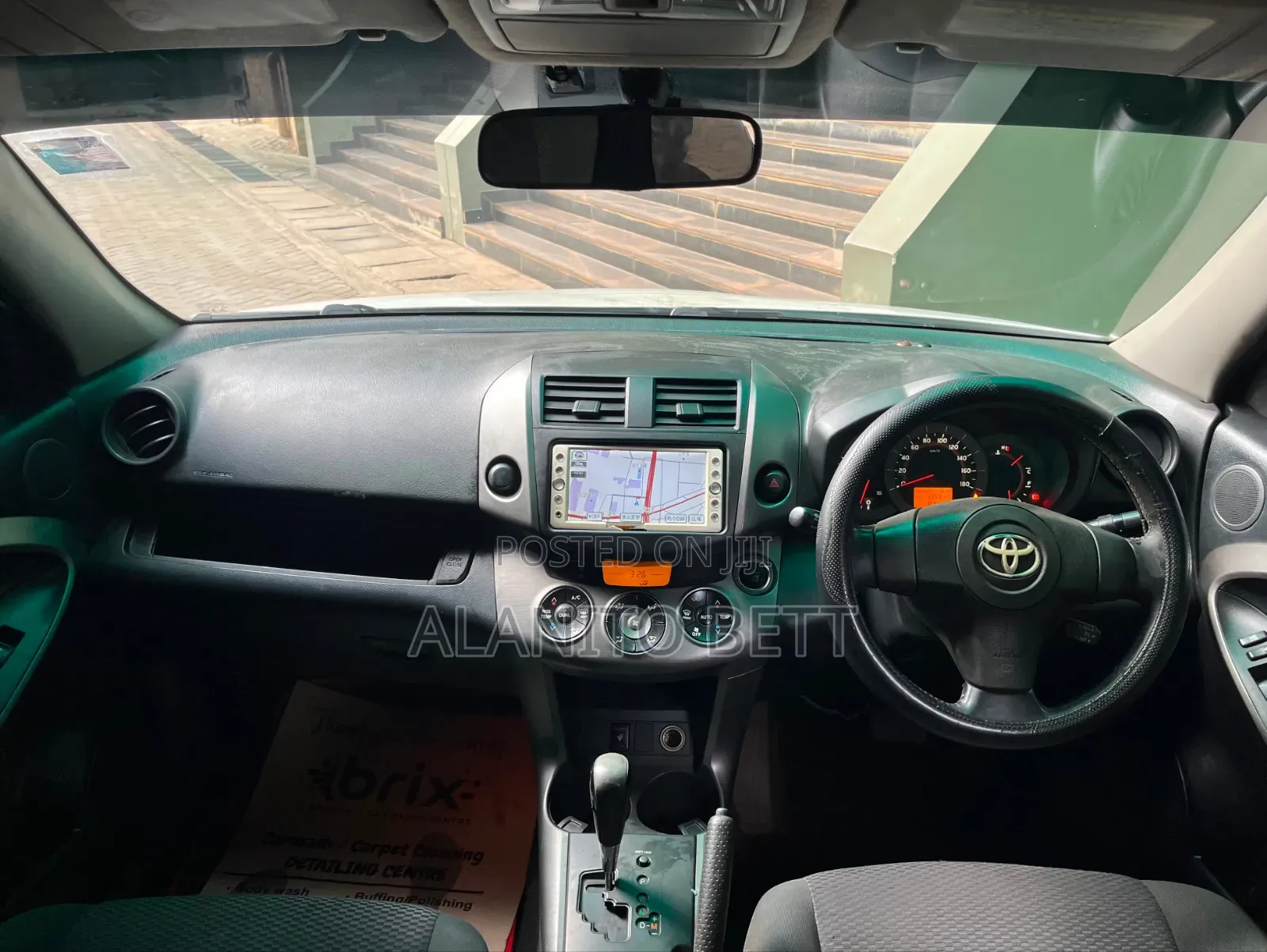 Toyota RAV4 2010 White