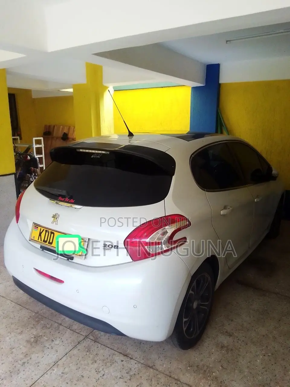 Peugeot 208 2015 White