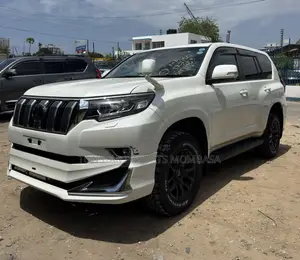 Toyota Land Cruiser Prado 2.7 2019 White