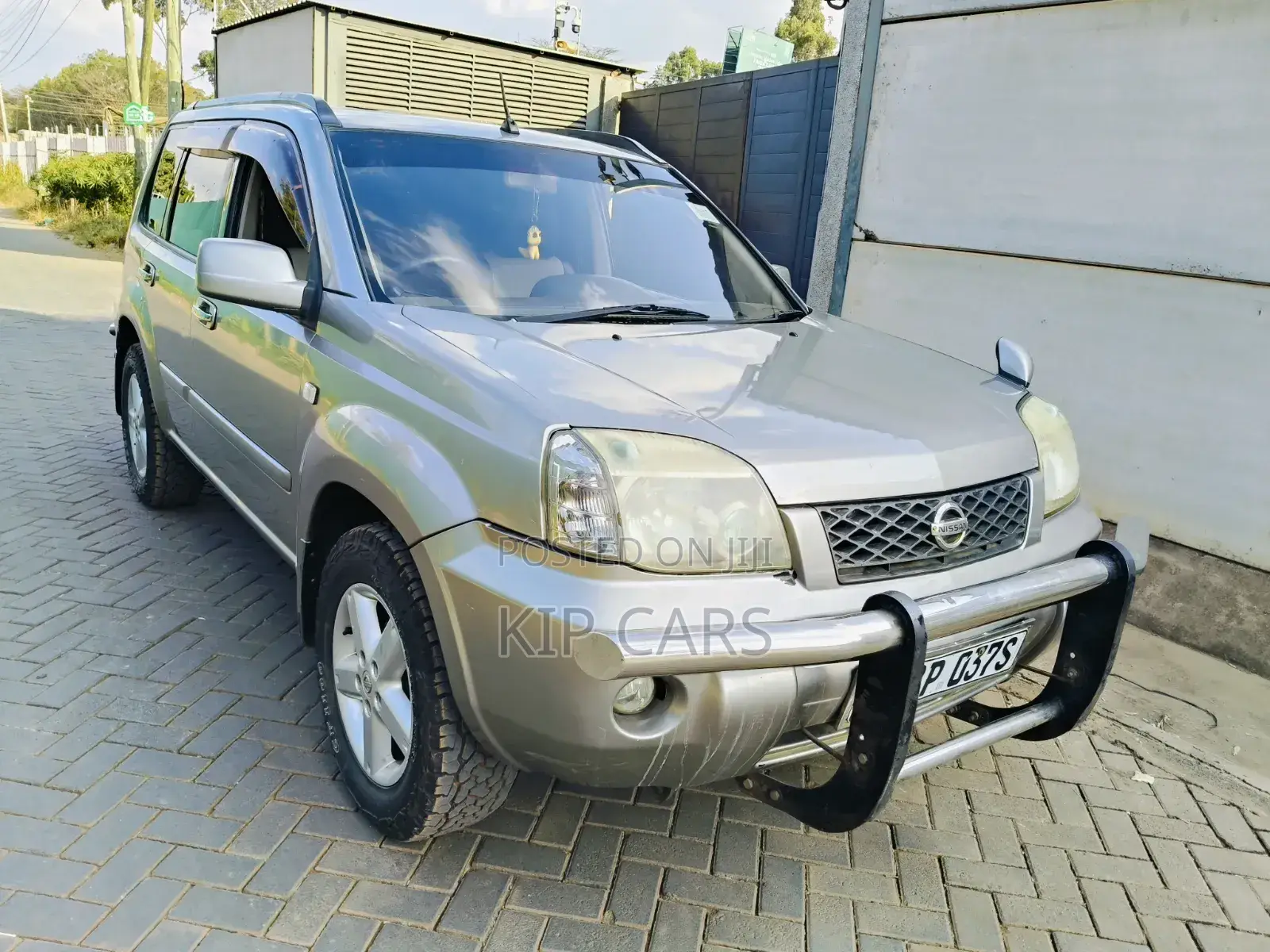 Nissan X-Trail 2006 Gray
