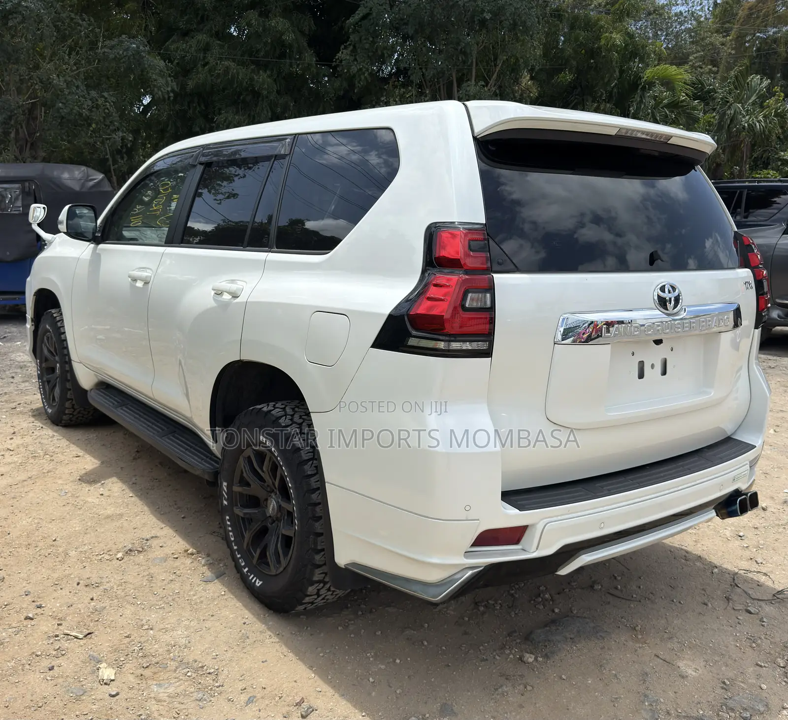 Toyota Land Cruiser Prado 2.7 2019 White