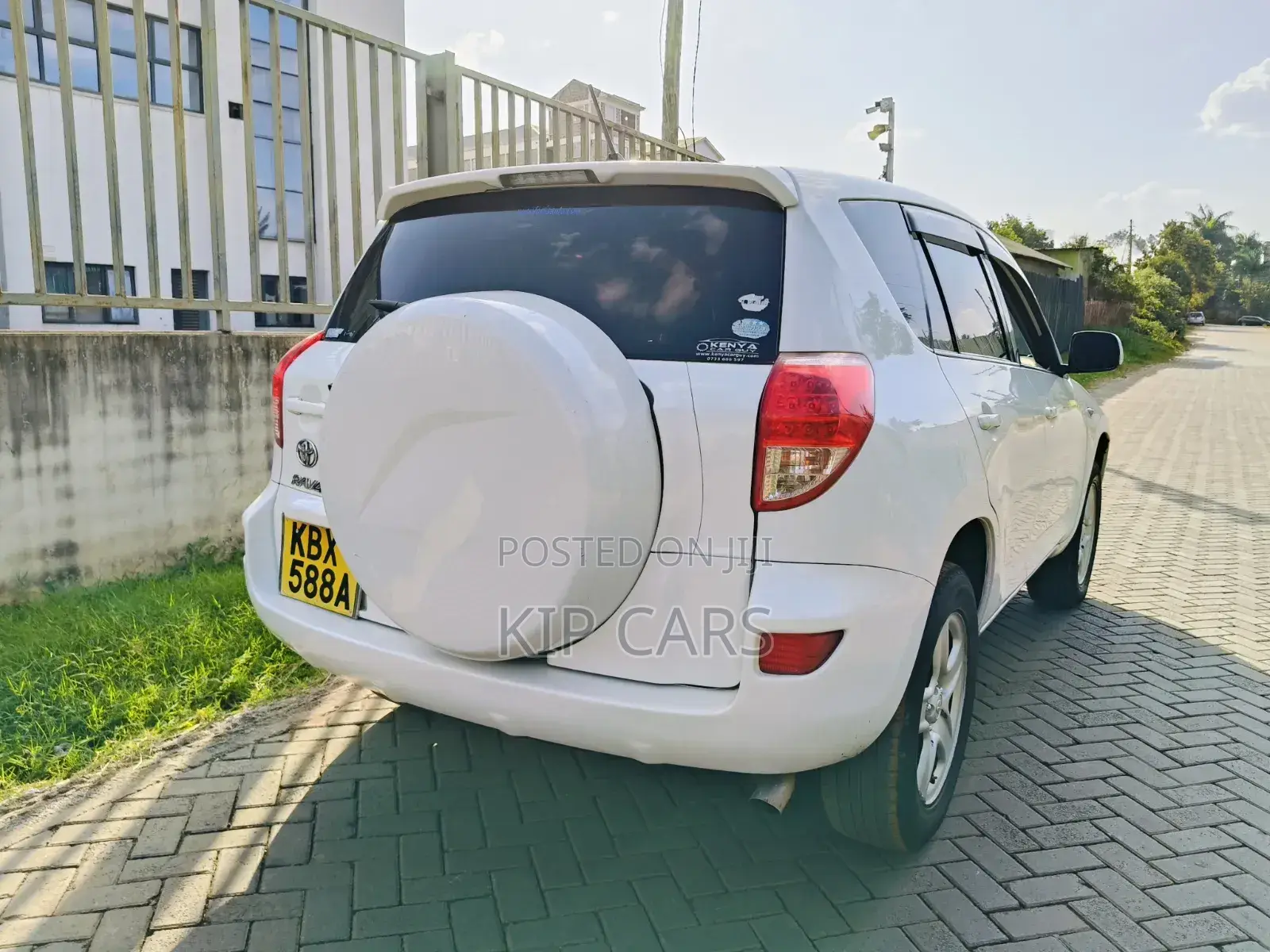 Toyota RAV4 2007 White