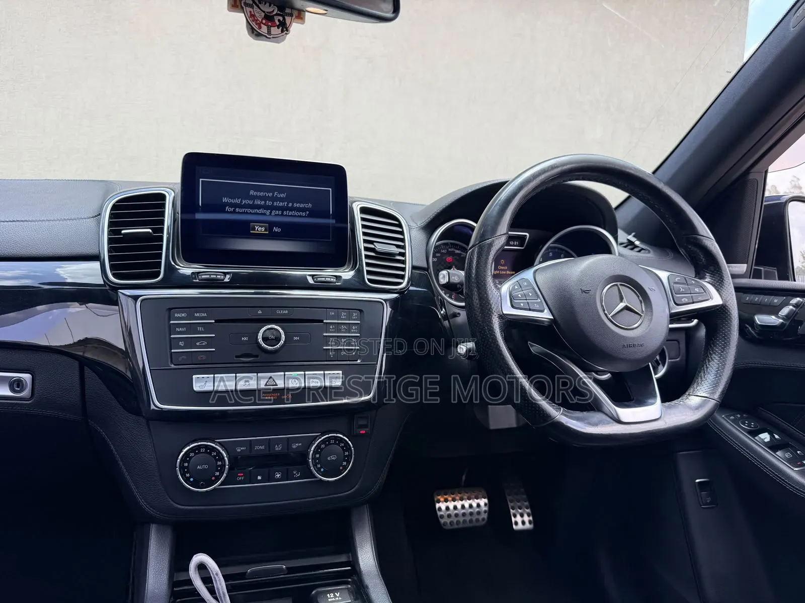 Mercedes-Benz GLE-Class 2016 White
