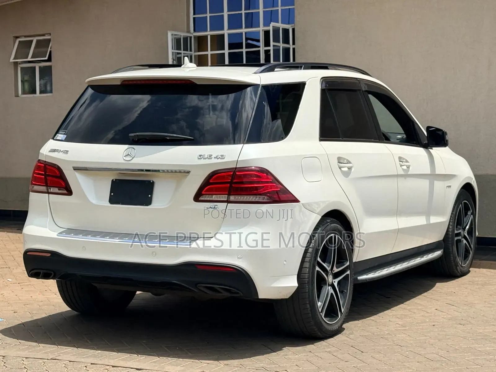 Mercedes-Benz GLE-Class 2016 White
