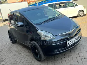 Toyota Ractis 2009 Black