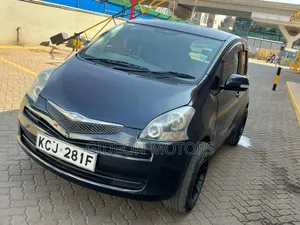 Toyota Ractis 2009 Black