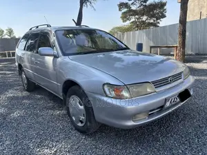 Toyota Corolla 2000 Silver