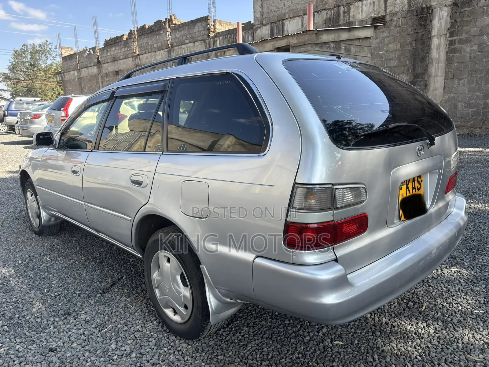 Toyota Corolla 2000 Silver