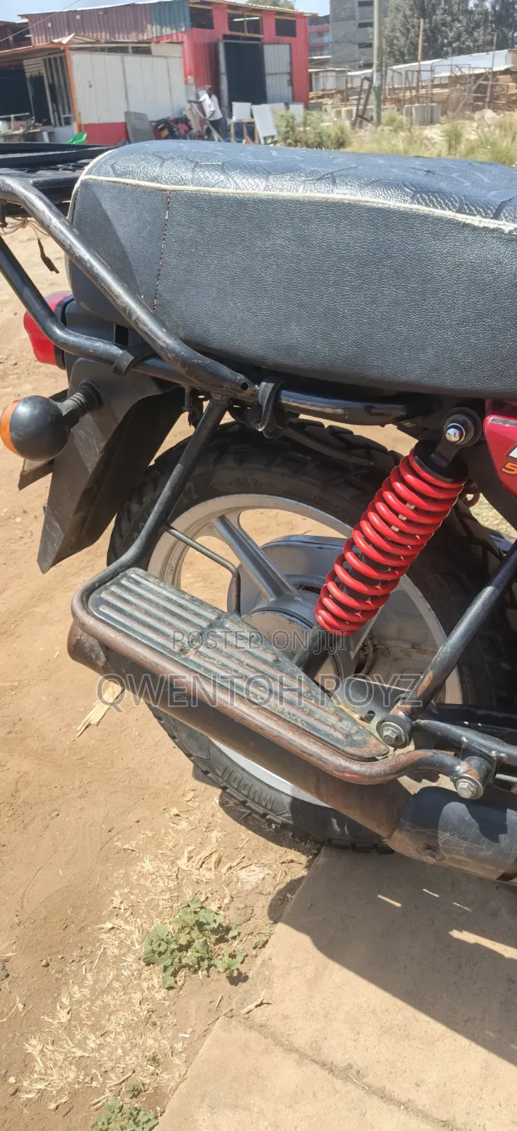 TVS HLX Plus ES 2024 Red