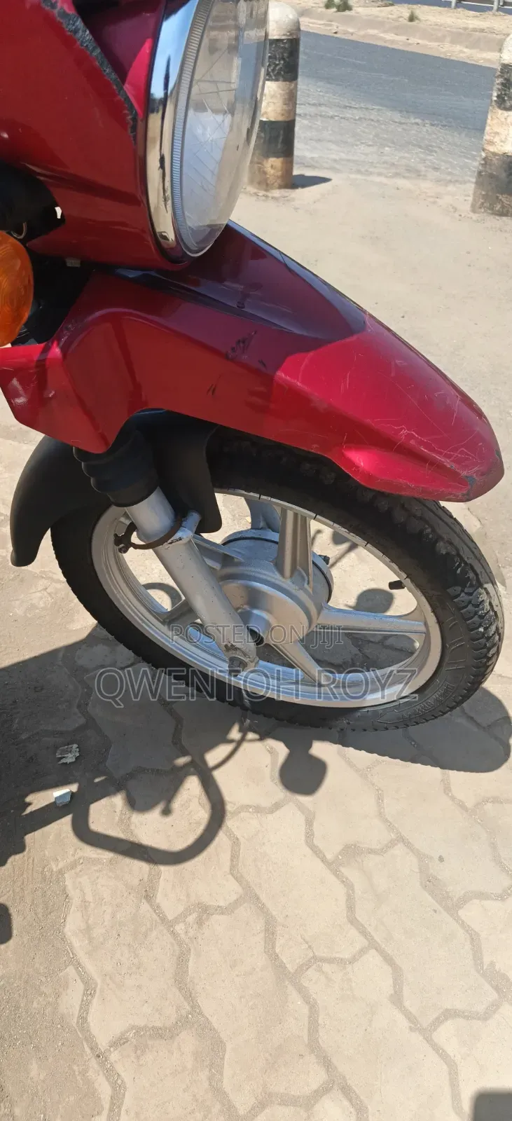 TVS HLX Plus ES 2024 Red