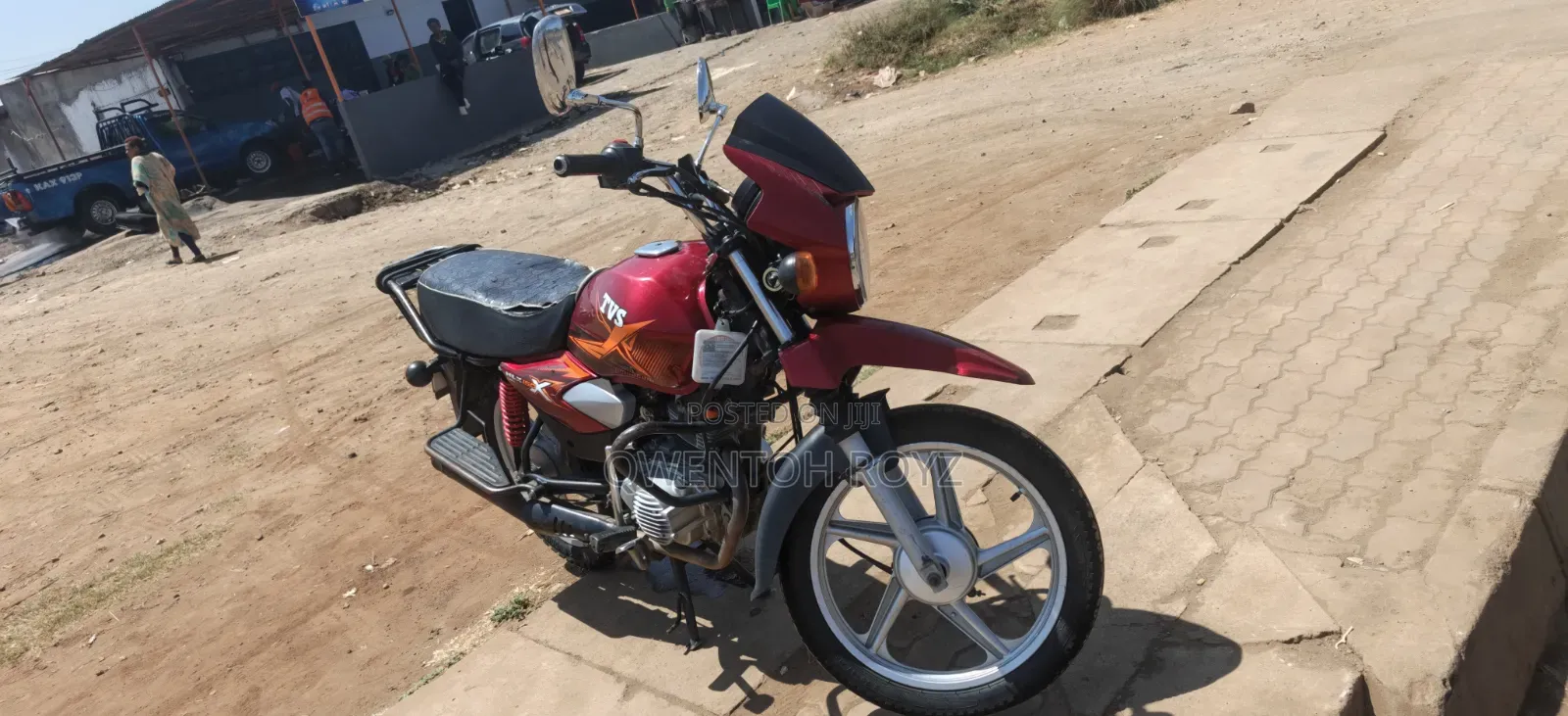 TVS HLX Plus ES 2024 Red