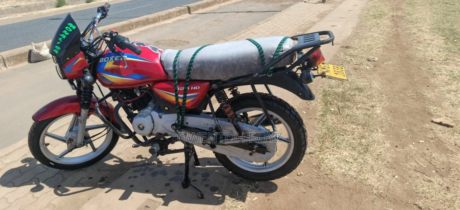 Bajaj Boxer 125 2025 Red