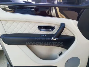 Bentley Bentayga 2017 Silver