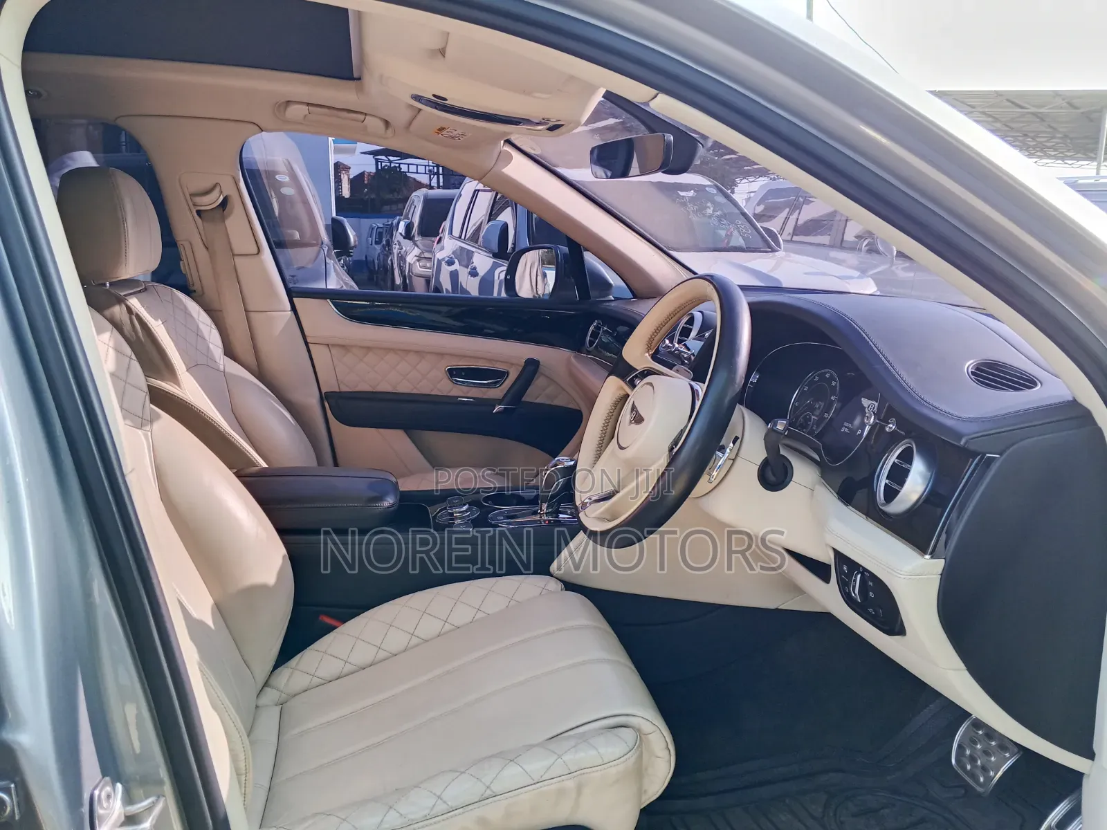 Bentley Bentayga 2017 Silver