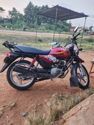 TVS HLX 125 2020 Red