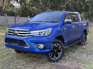 Toyota Hilux Revo Double Cab Deisel 2.4 AWD 2019 Blue