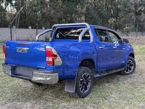 Toyota Hilux Revo Double Cab Deisel 2.4 AWD 2019 Blue