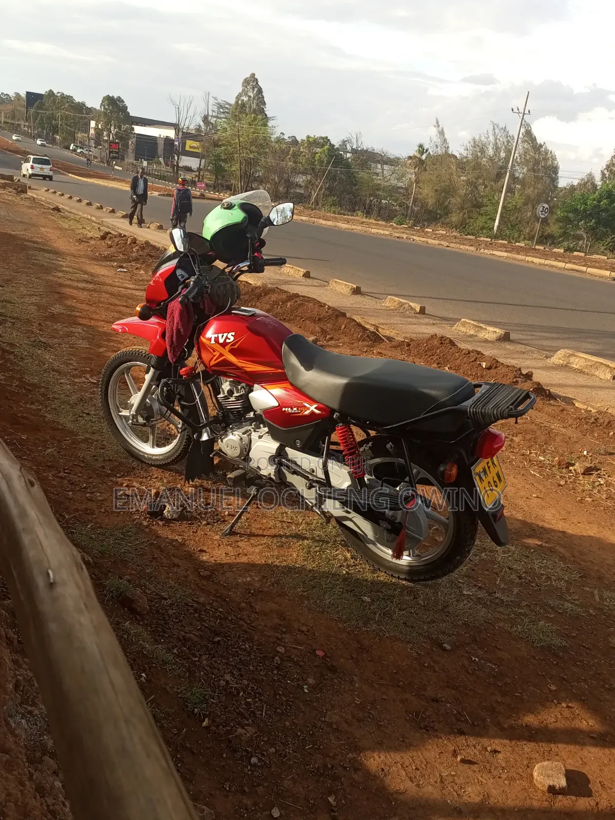TVS HLX 125 2020 Red