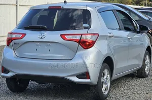 Toyota Vitz 2019 Silver