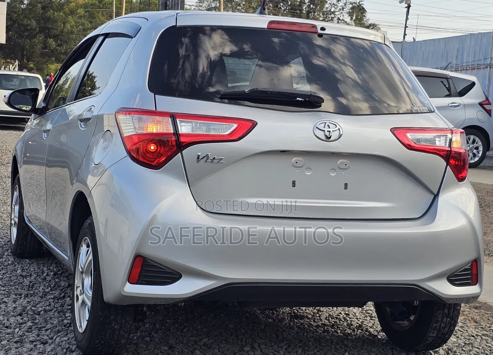 Toyota Vitz 2019 Silver